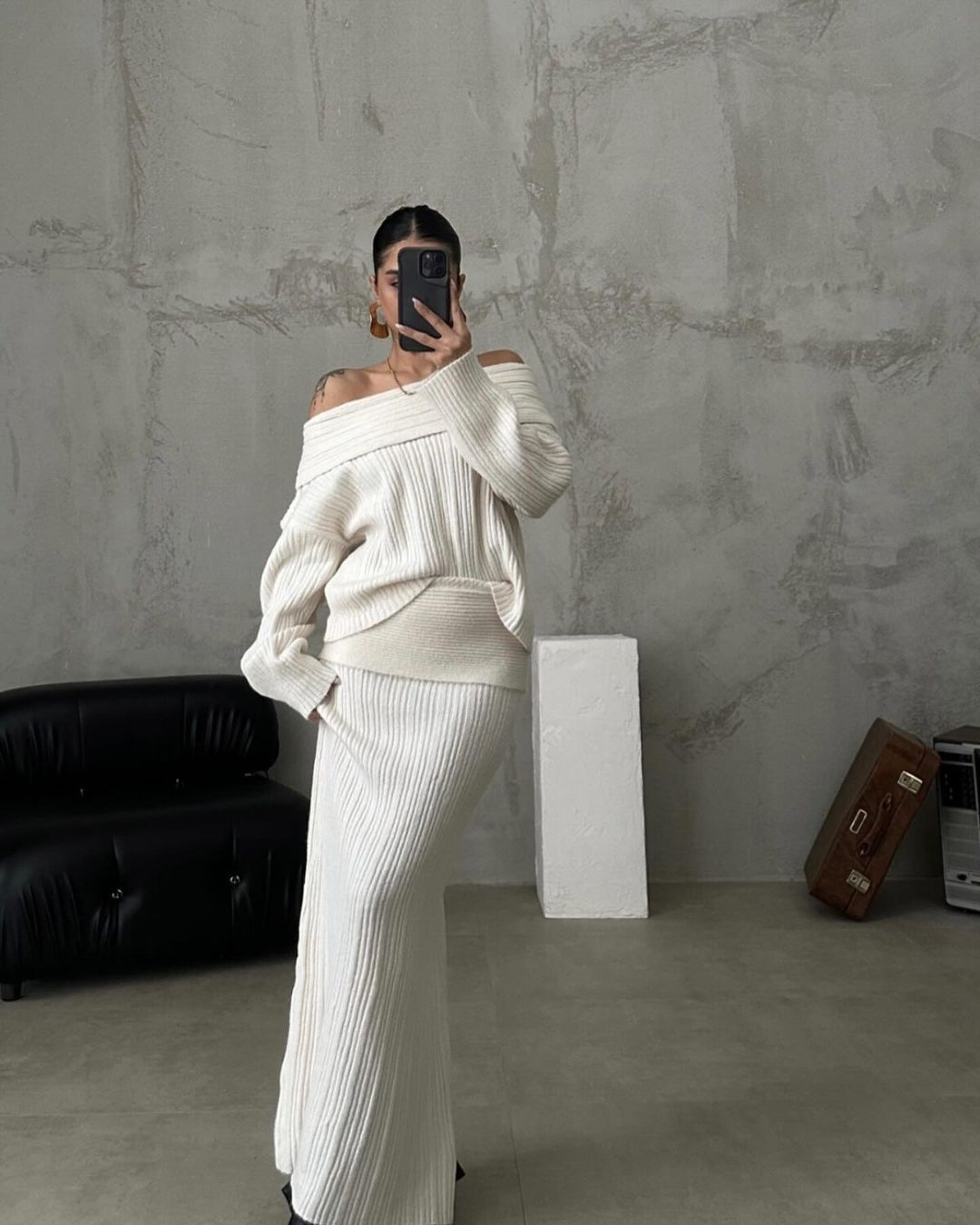 Off-Shoulder Knit Set – Wine Red Winter Outfit